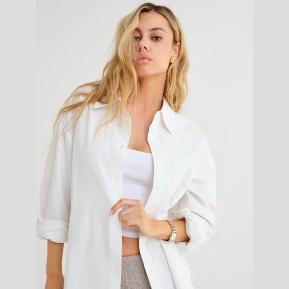 NWT Rumored - M - Ex-Boyfriend Oversized Button Up Shirt In White - Picture 1 of 7